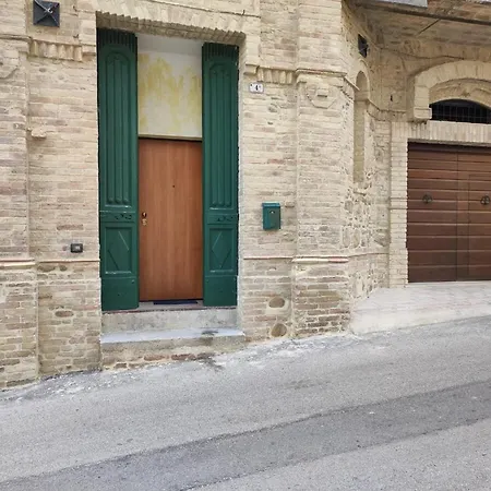 Mare Adriatico-la Barberia Di Italo Colonnella